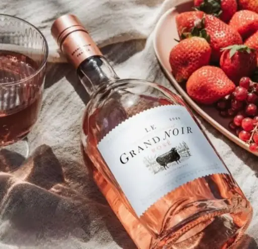 Le Grand Noir Rose 750ml