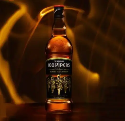 100 Pipers Blended Scotch Whisky 750ml