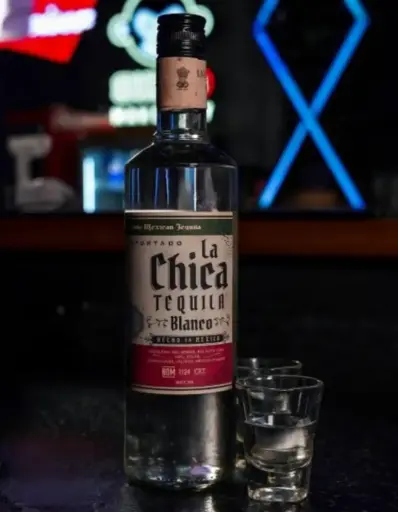 LA chica tequilla blanco 750ml